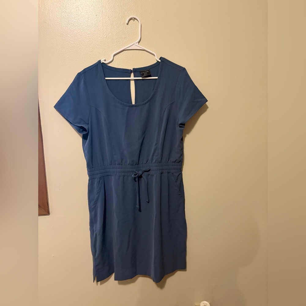 32 cool Teal Midi Dress